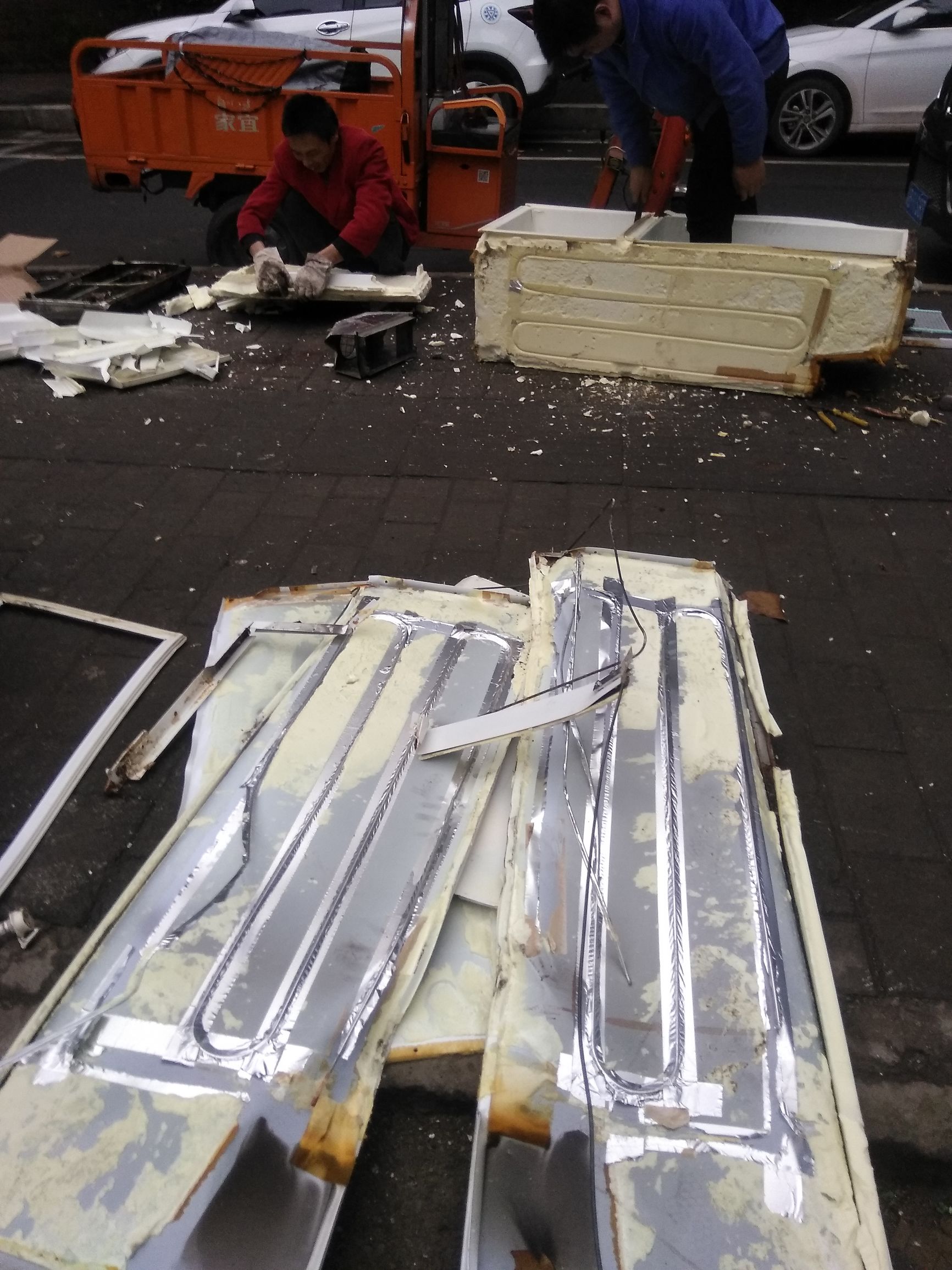 旋钮燃气热水器外壳拆解,威力燃气热水器外壳怎么拆