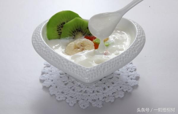 酸奶的热量多少对减肥喝有影响吗,君乐宝简醇0蔗糖酸奶可以减肥吗