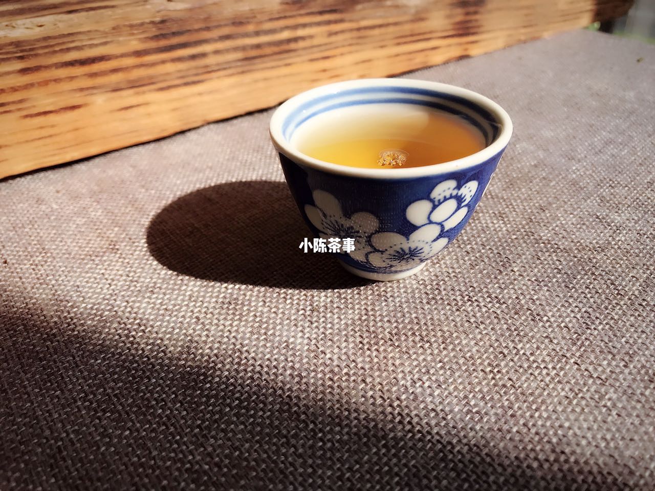 老茶铁观音陈味跟酸味区别在哪里,岩茶红茶铁观音各有各的特点