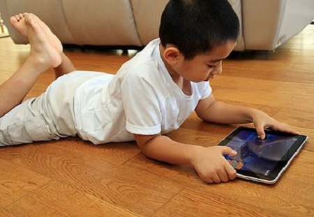 这张小学四年级学生的时间表，比美国总统还劳碌