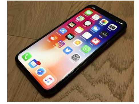 iphonex刘海全屏看电影,iphonex玩游戏半屏