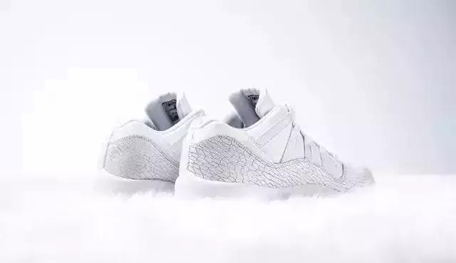 维密秀奚梦瑶摔倒完整版,奚梦瑶在维密大秀上摔倒