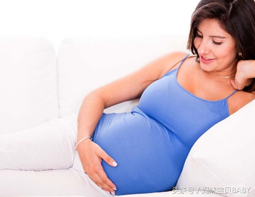 孕期头发油得快怎么回事,怀孕之后头发出油变少了