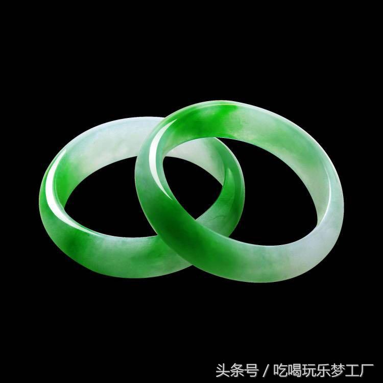 怎样才能买到一个真正的玉手镯,玉手镯选购时需要注意6个细节