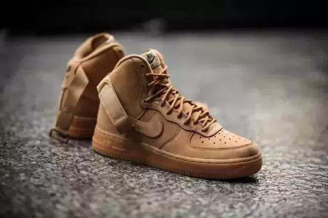 维密秀奚梦瑶摔倒完整版,奚梦瑶在维密大秀上摔倒