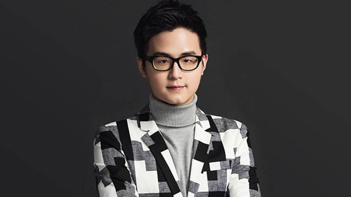 EDG俱乐部，腾讯电竞携手超竞教育招生，网友：我想去奈何学费贵