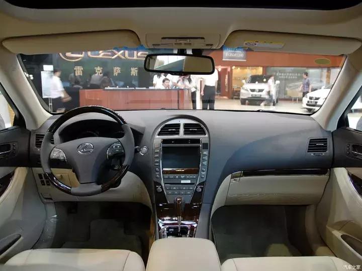 只花10万竟然就能买奔驰敞篷,20万左右低调的老板座驾