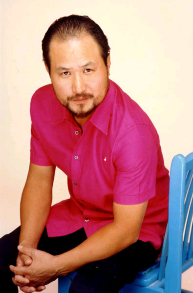 红极一时的情歌王子，为照顾患癌妻退出歌坛，和张韶涵妈妈传绯闻