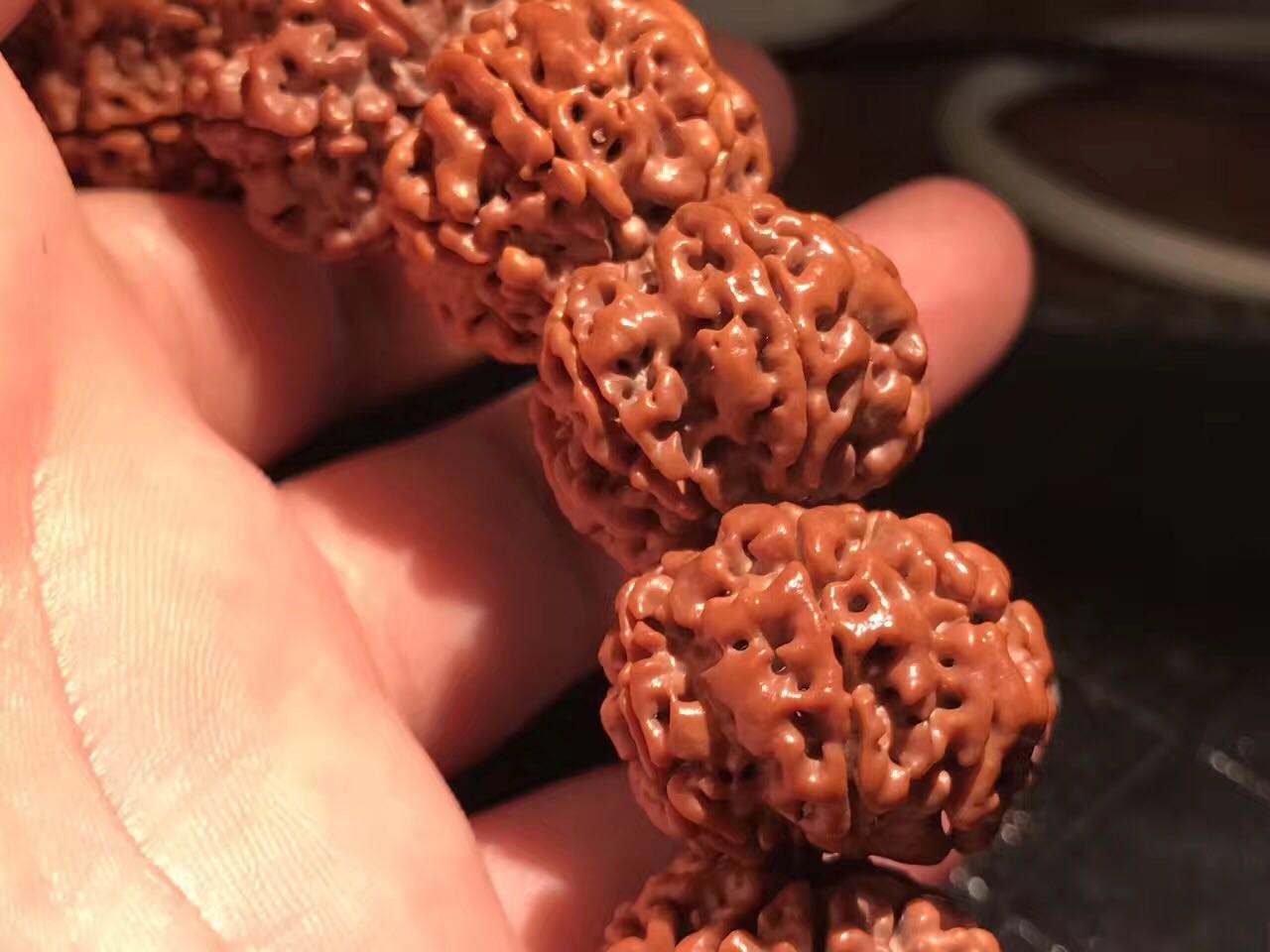 去旅游再也不怕奸商蒙人了，一篇能让你认清所有菩提子的文章！