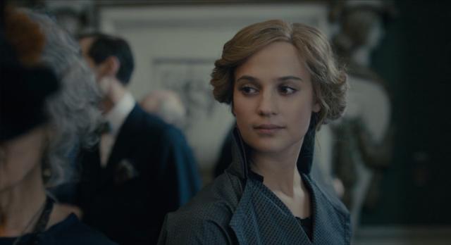 顶级男画家变女人，妻子仍不离不弃