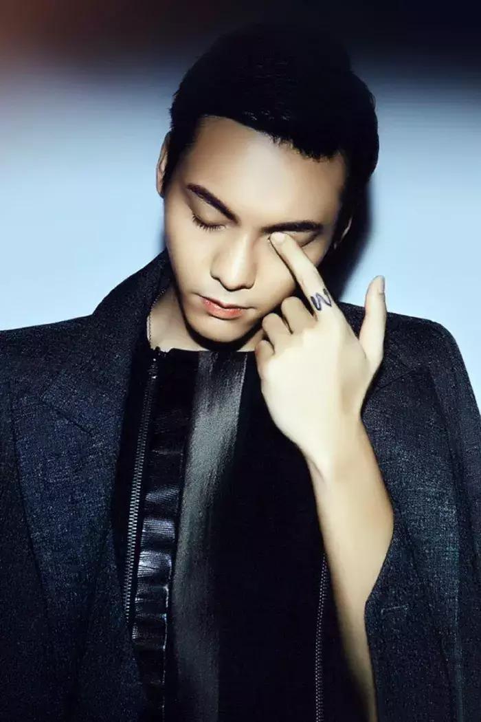 陈伟霆不仅三观正颜值高还有实力,陈伟霆黑暗时期