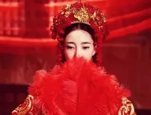 当我都准备好看*恋虐**宫斗大戏，你才告诉我这是一部环保科幻片？