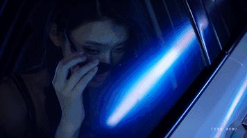 奚梦瑶摔跤对他导致的影响有多大,奚梦瑶维密大秀摔跤