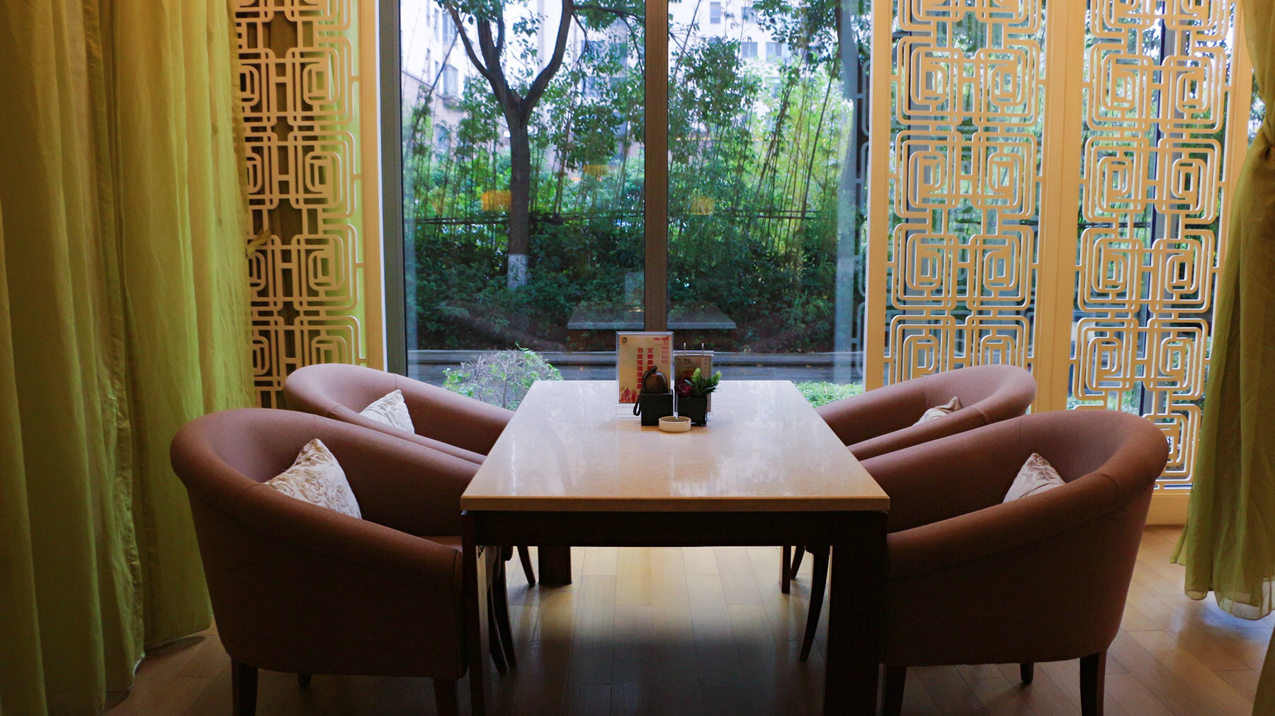 鑻忓窞闃虫緞婀栫編鍛崇壒浜уぇ闂歌煿,鑻忓窞鍚冮槼婢勬箹澶ч椄锜圭殑閰掑簵鎺ㄨ崘