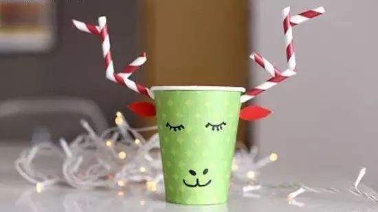 圣诞驯鹿画画简单又好看,驯鹿简笔画圣诞手工