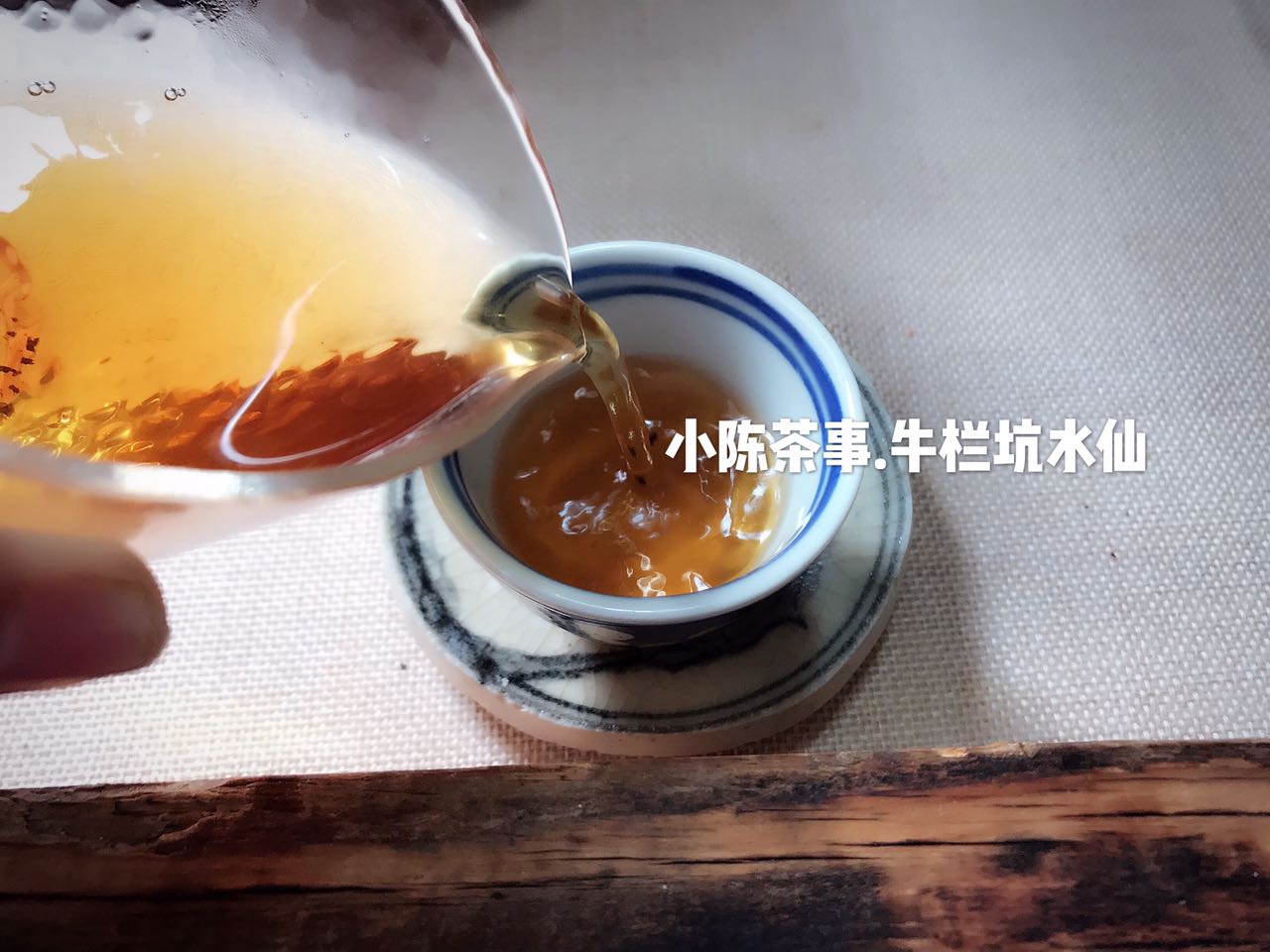 武夷岩茶多少度水冲泡最好呢,武夷岩茶多少度水冲泡最好