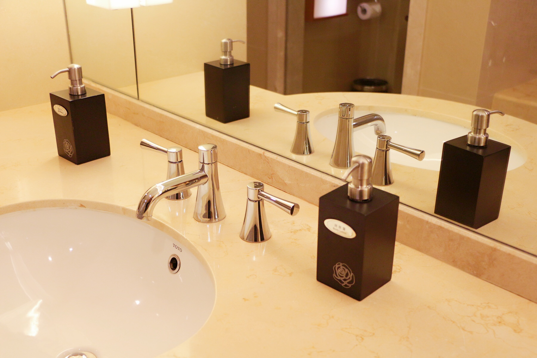 鑻忓窞闃虫緞婀栫編鍛崇壒浜уぇ闂歌煿,鑻忓窞鍚冮槼婢勬箹澶ч椄锜圭殑閰掑簵鎺ㄨ崘