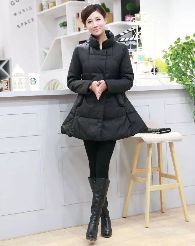 鹿晗刘昊然同款羽绒服,刘昊然中戏羽绒服机场