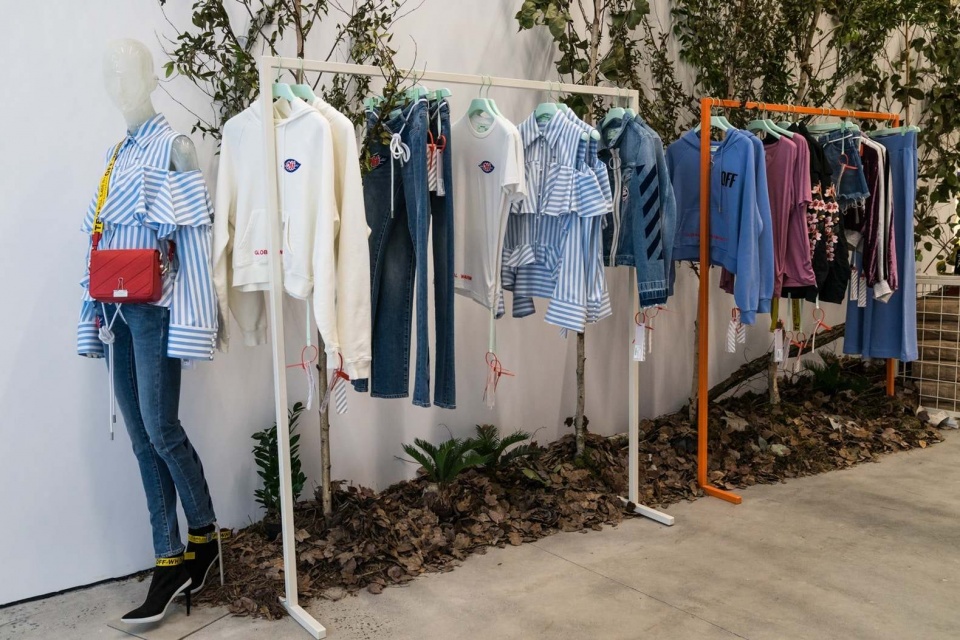 一件卫衣卖1千多,一件offwhite卫衣多少钱