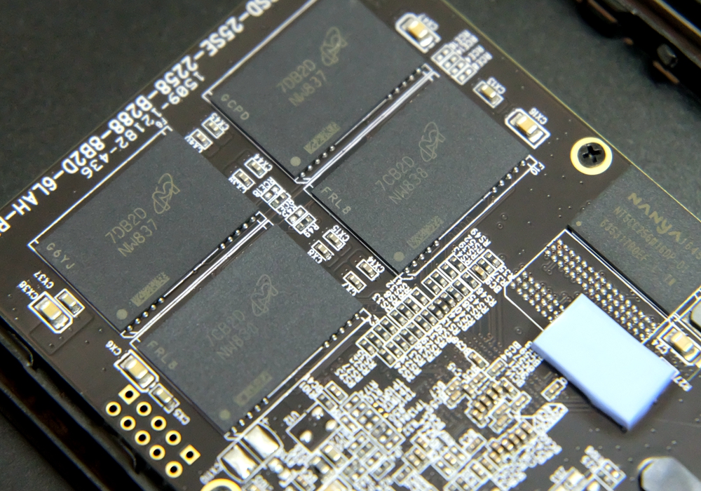 老笔记本换固态硬盘详细教程,联想笔记本e470c换固态硬盘教程