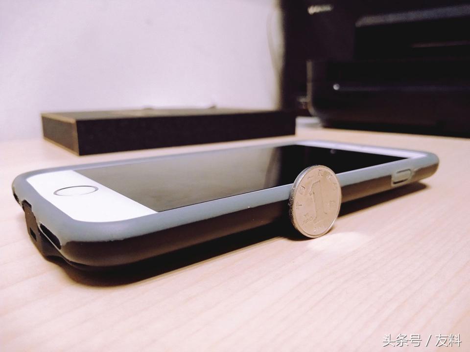 苹果正品背夹式充电宝测评,苹果背夹式充电宝20000毫安测评