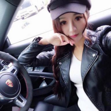 一个乳牛的牧场，为了维持牛的数量，在母牛群中放养了一只公牛