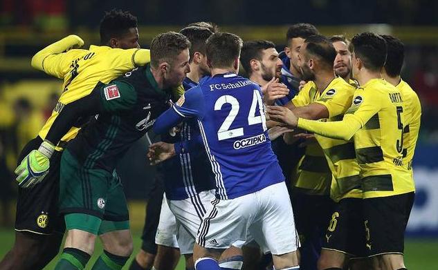 从领先到被绝杀,全世界最疯狂的德比大战