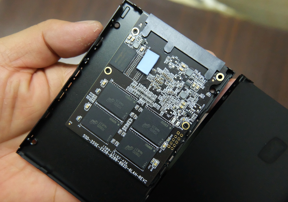 老笔记本换固态硬盘详细教程,联想笔记本e470c换固态硬盘教程