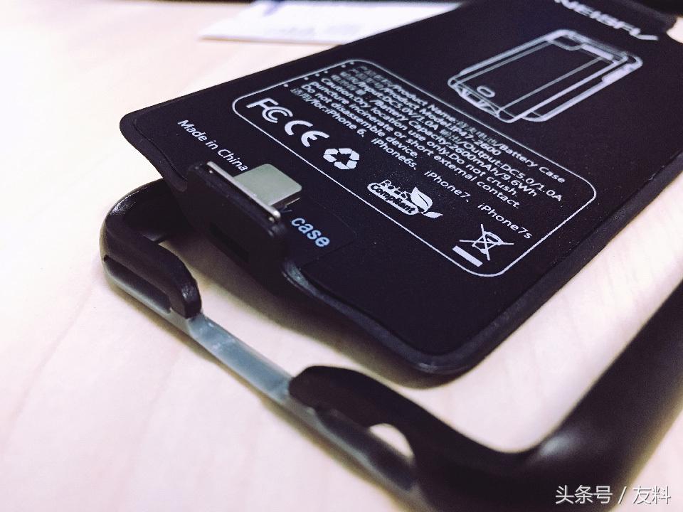 苹果正品背夹式充电宝测评,苹果背夹式充电宝20000毫安测评