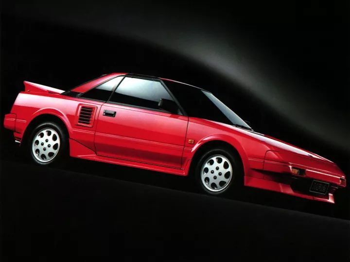 *光春**明媚｜丰田MR2生平简介