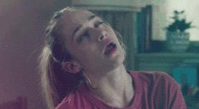 v脸发型女短发卷发,v脸适合的卷发