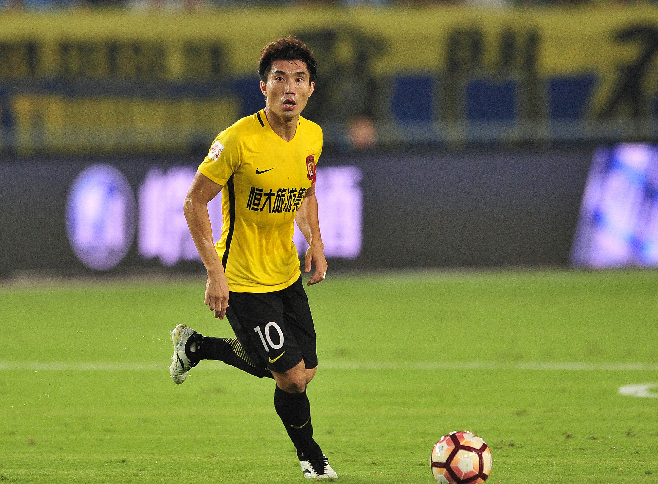 国足的神助攻,恒大最精彩的助攻视频