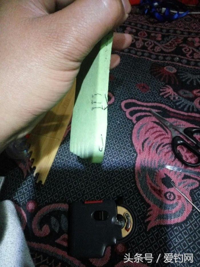 电动绑钩器怎么绑出一样长的子线,绑钩器绑的子线能钓大鱼吗