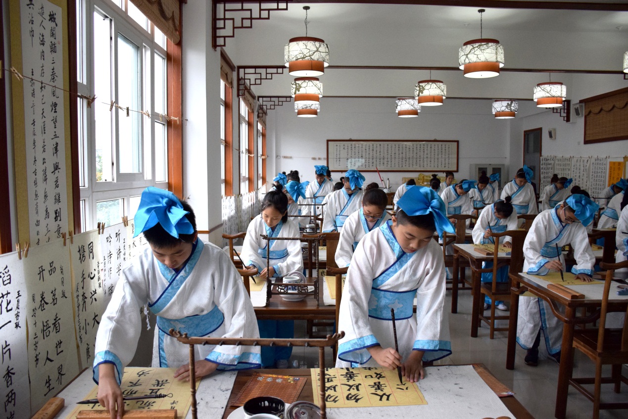 都江堰哪一年被评为5a,成都文明学校