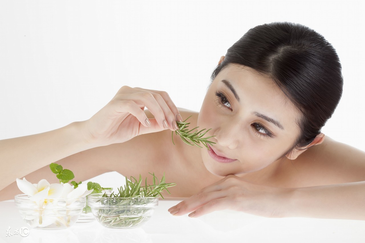 祛痘印方法在家就可以用,在家就能做的淡化痘印的小妙招