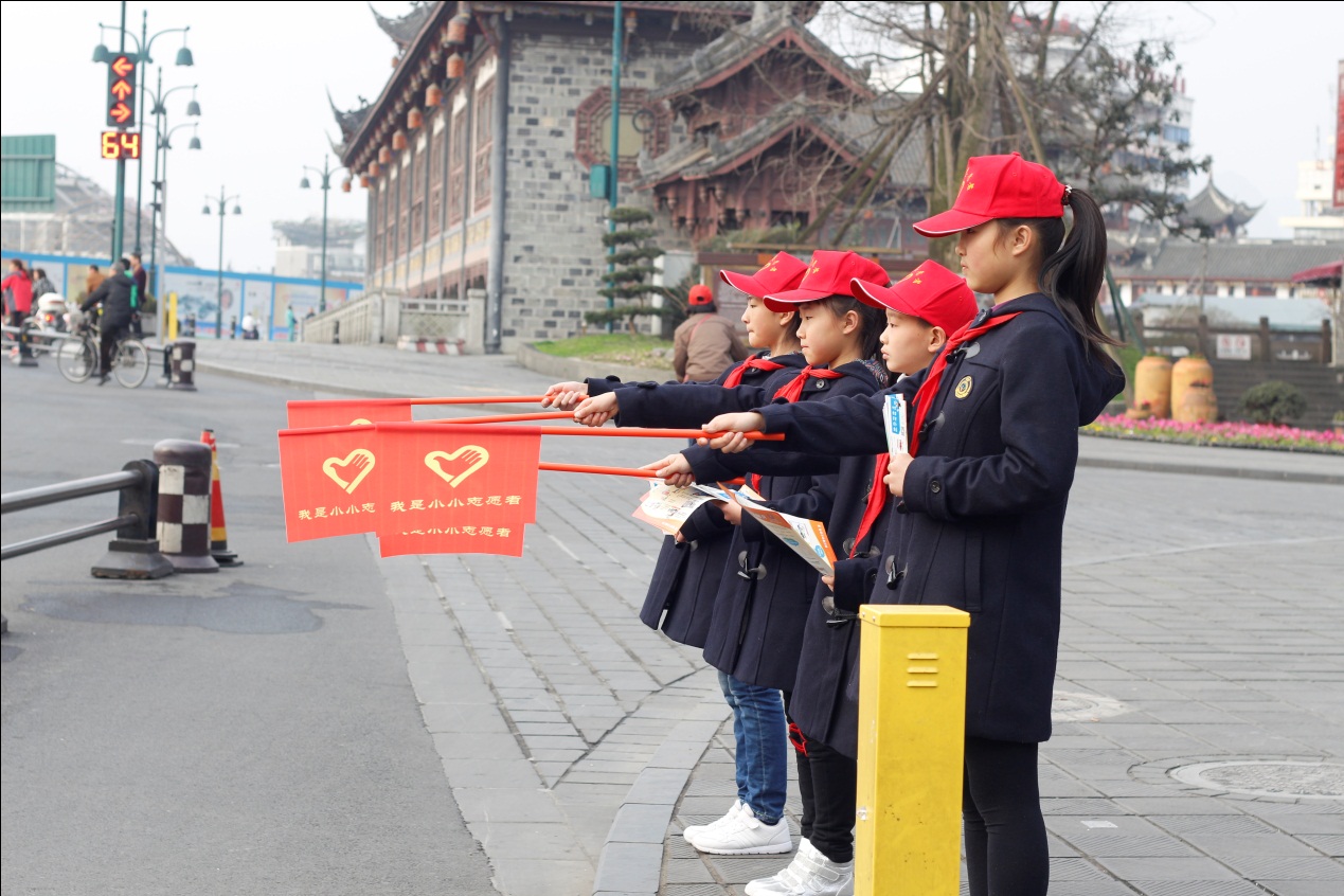 都江堰哪一年被评为5a,成都文明学校