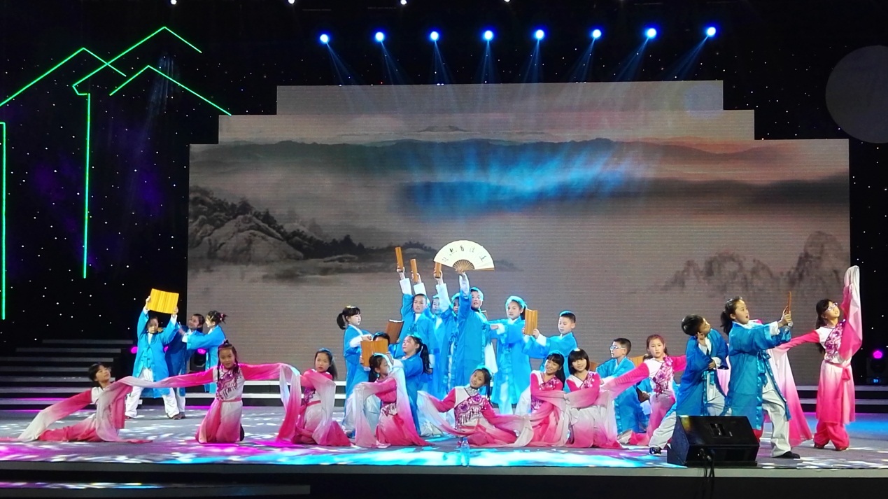 都江堰哪一年被评为5a,成都文明学校