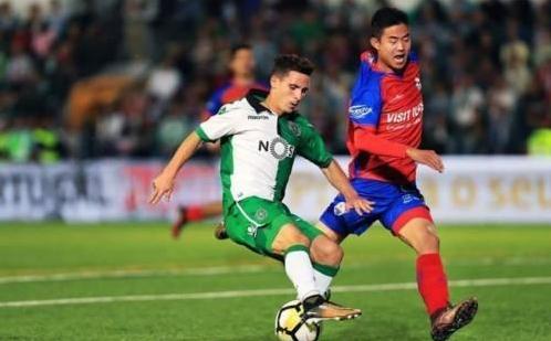 服了！留洋小将窒息防守令葡超豪门一脸无奈，网友：要回中超了