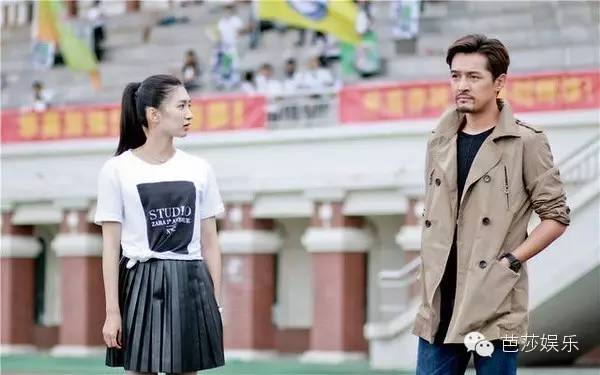 胡歌江疏影分手后的第一次合作,胡歌与江疏影分手后首次同台