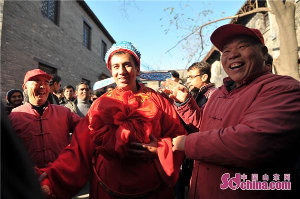 阿富汗留学生Daqiq：很高兴能成为山东“女婿”