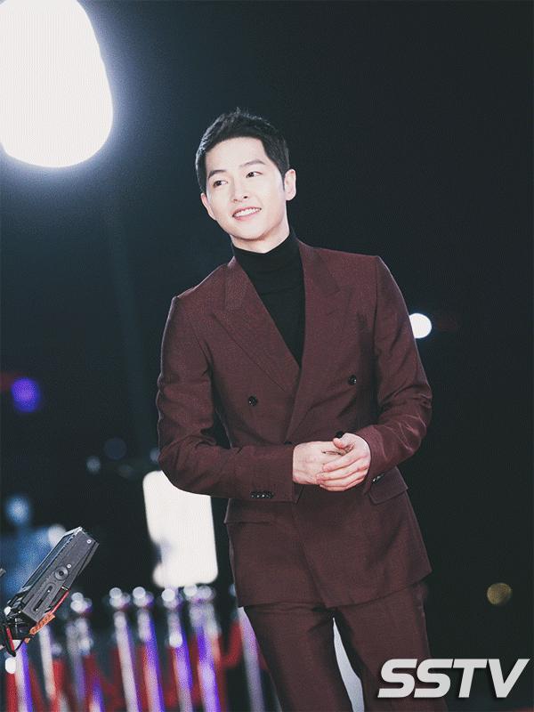 171125从《音乐银行》到MAMA……带你回忆宋先生MC瞬间