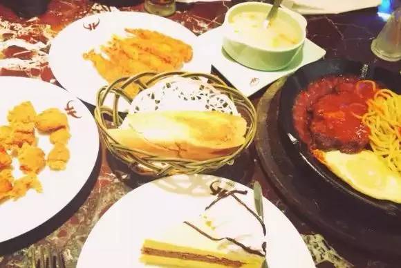 一条街吃遍长沙美食,一条街吃遍整个陕西美食