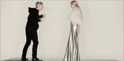 妈蛋世界不安全，姐要变女侠了！