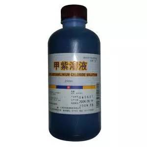 手术后伤口换药用什么药消炎消毒,伤口用碘伏消毒后还要用其它药吗