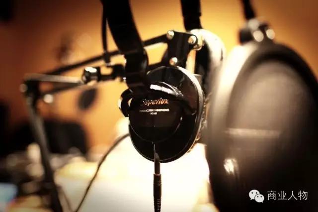 把苦B的创业经历蛋B给你听|创业大街上的另类记录者