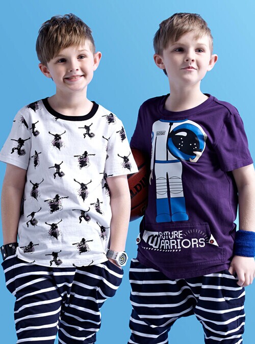 小正太的运动穿衣风格