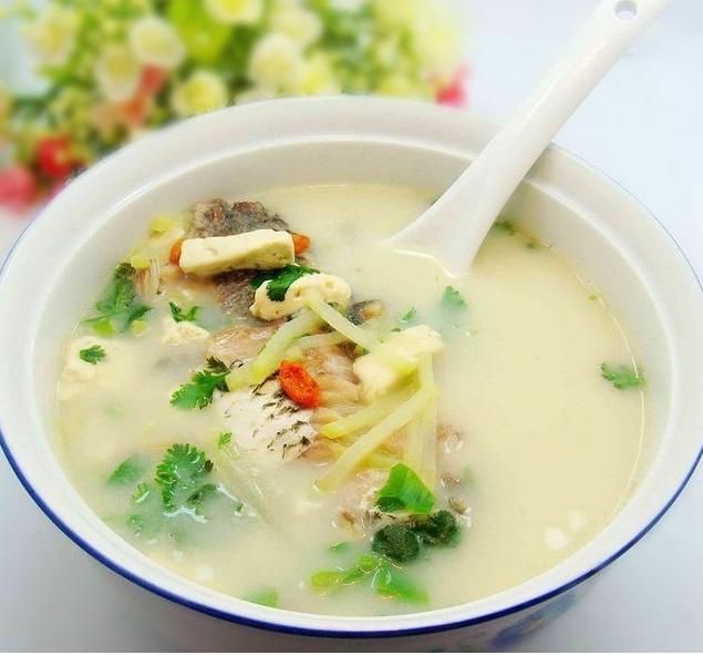 生完小孩坐月子很怕热,生完宝宝坐月子总是感觉很冷