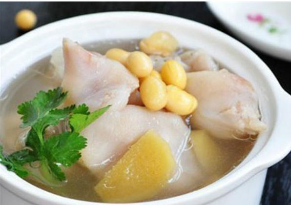 生完小孩坐月子很怕热,生完宝宝坐月子总是感觉很冷