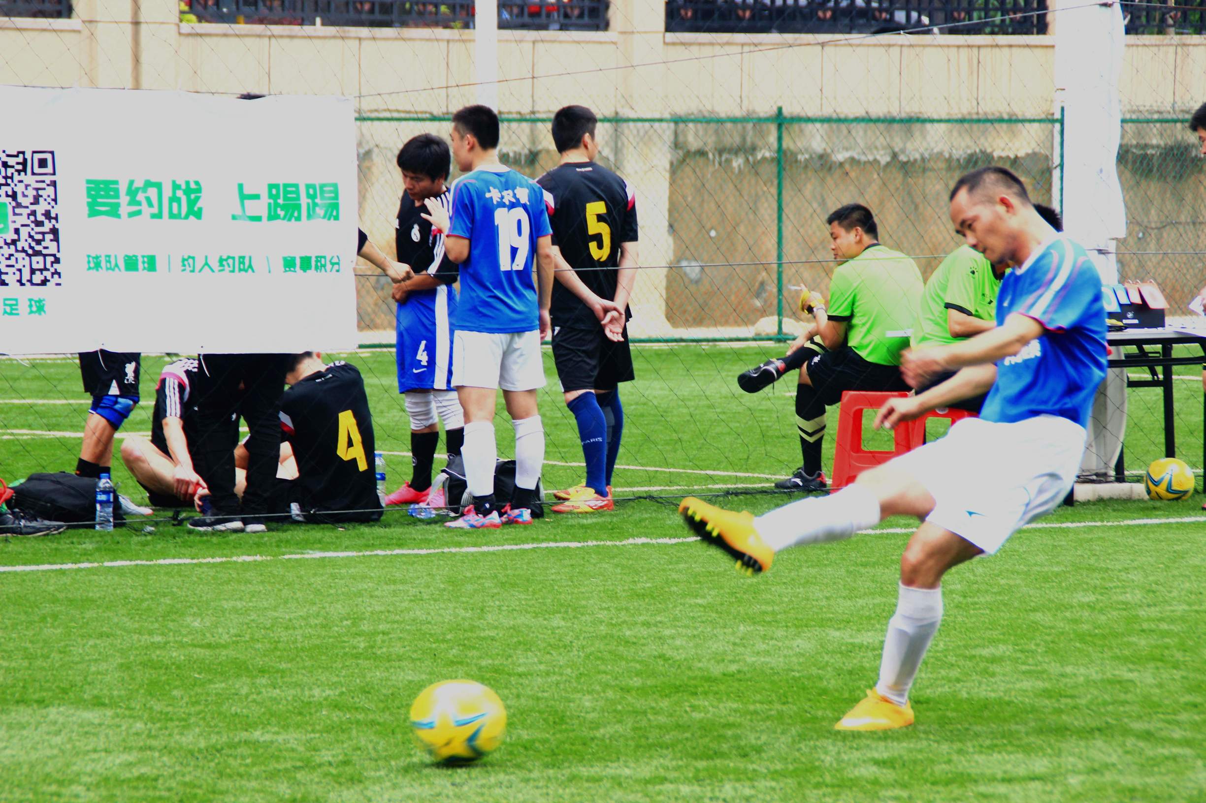 以梦为马豪情朗诵,以梦为马诗酒趁年华