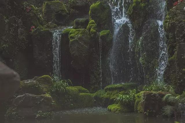 他在这里盖房子时，日本人还没学会唐风